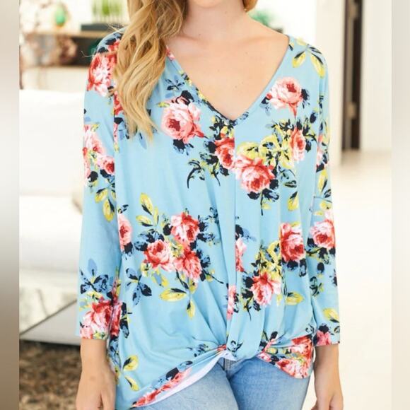 white birch Tops - White Birch Medium Dusty‎ Blue Floral Print Long Sleeve Twist Front Top NWOT
